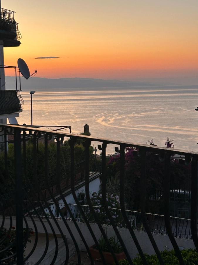 Suite Apartment Taormina Kültér fotó